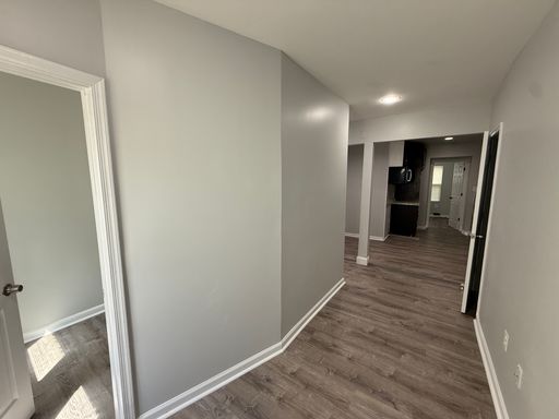 3 Bedrooms Where City Living Meets Convenience – photo 1