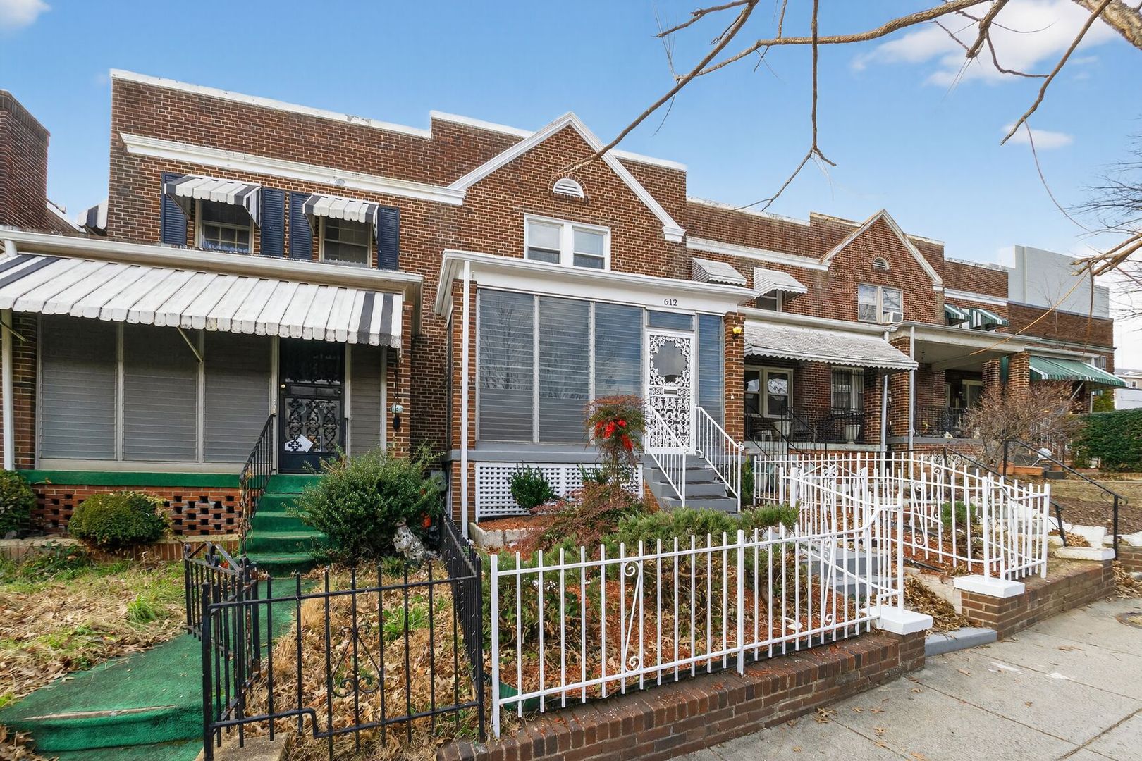 washington House: 612 21st St NE