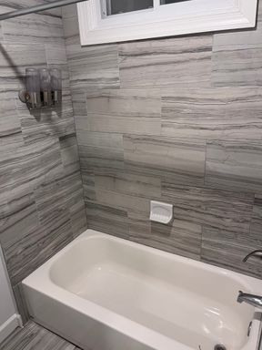3BR/1BA - ALL UTILITIES INCLUDED with Washer/Dryer – photo 1