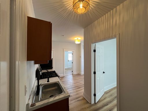 Charming Two-Bedroom Home in Vibrant Anacostia – photo 1