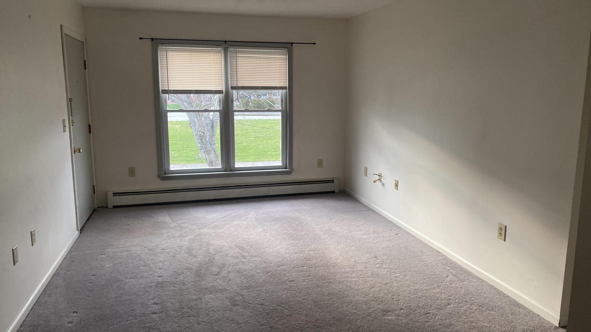 Bangor Apartment: 148 Fifth St.
