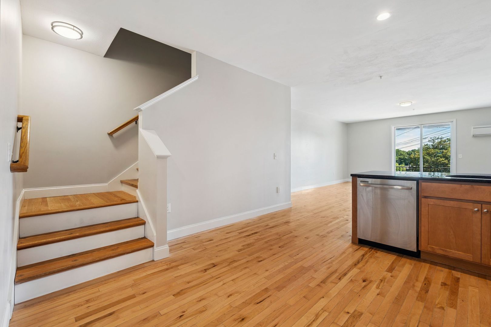 Dover Apartment: 44 Portland Ave