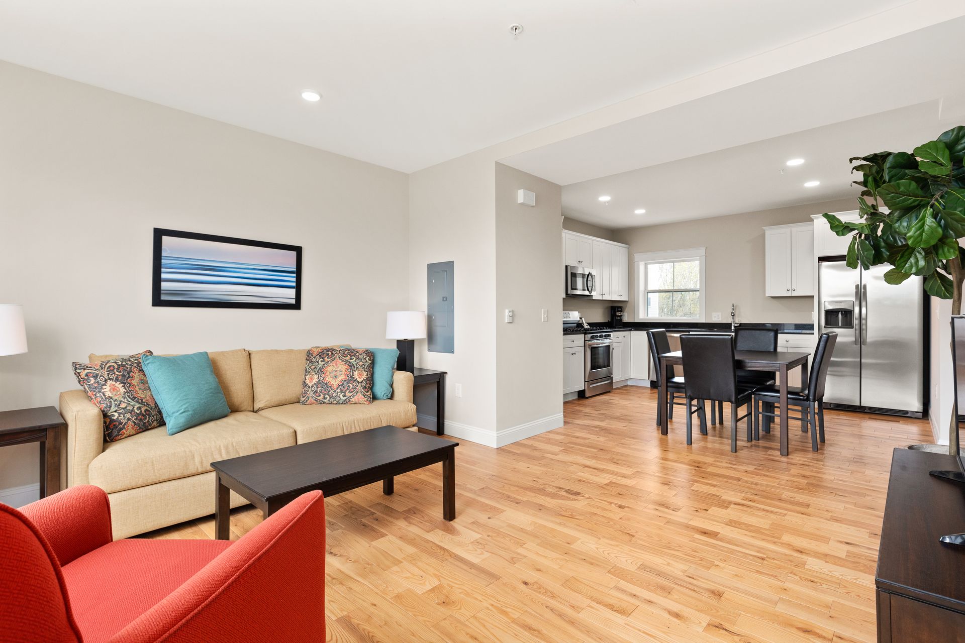 Dover Apartment: 15 Mechanic St