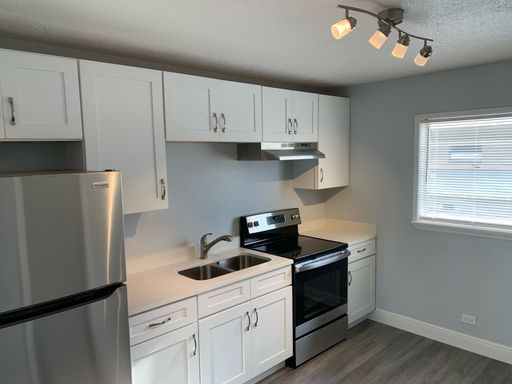 Second Floor, Deluxe Two Bedroom- 1 Bathroom – photo 1