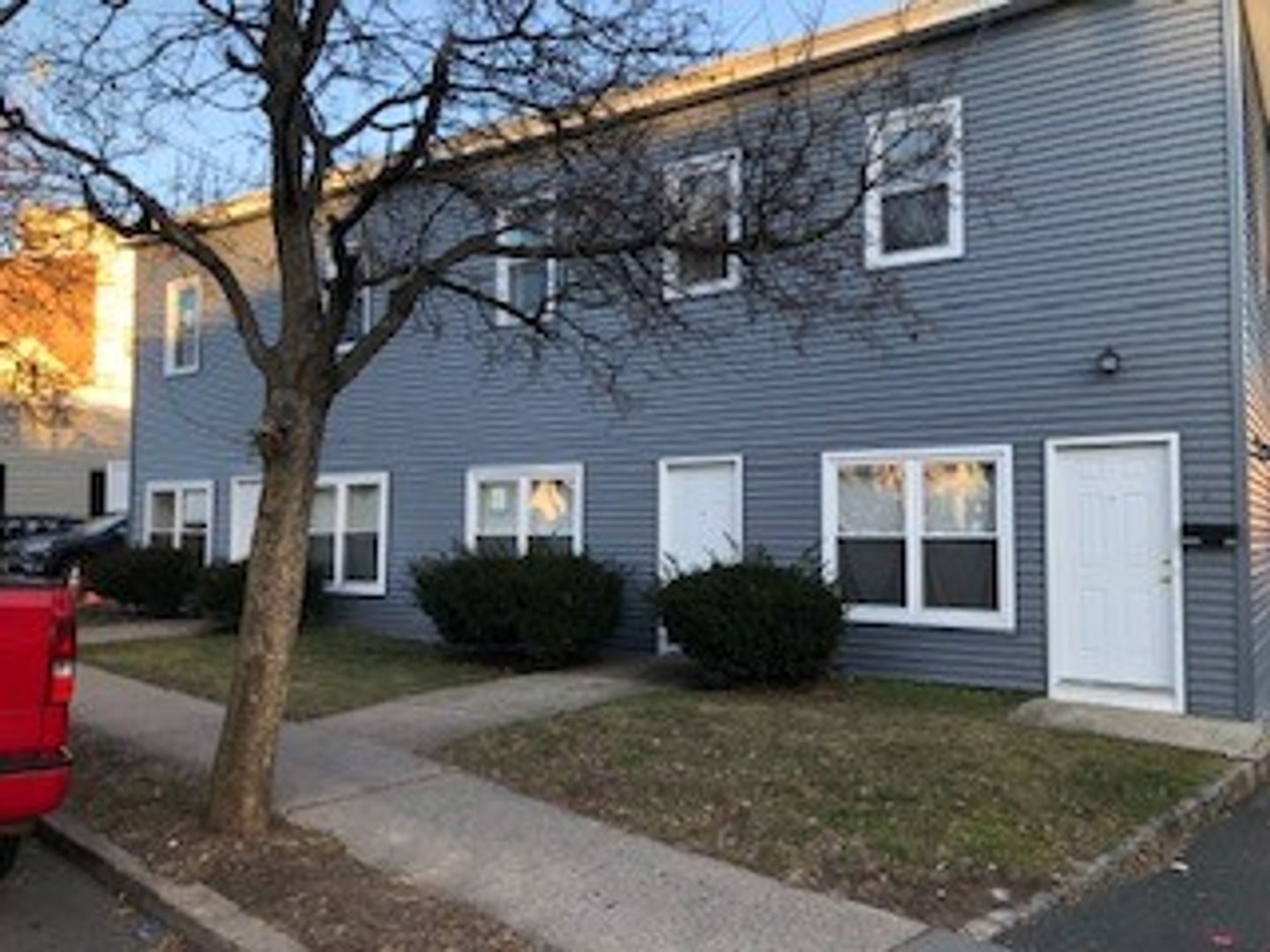 8-10 King Street, LLC 