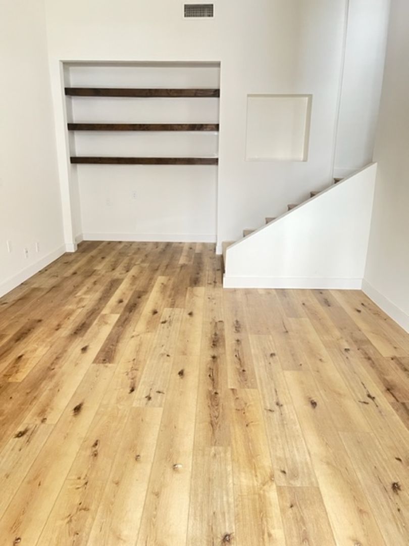 West Hollywood Apartment: 808-812 Westmount Drive