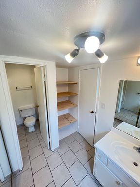 2535 Kansas Ave #200, Santa Monica, CA 90404