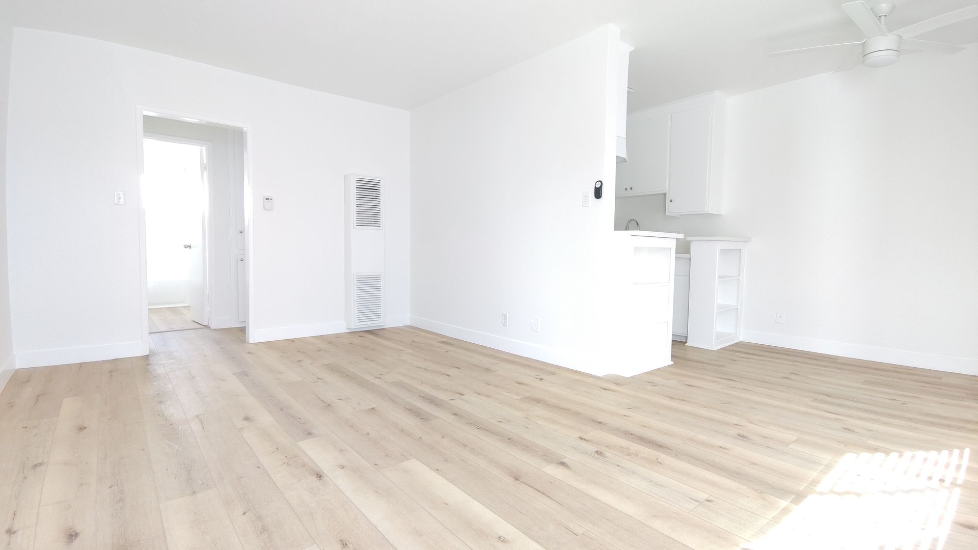 Los Angeles Apartment: 3820 Frances Ave