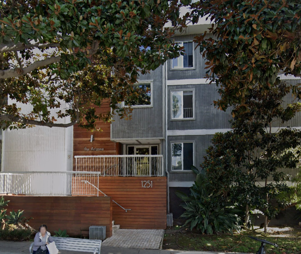 Santa Monica Apartment: 1251 14th Street