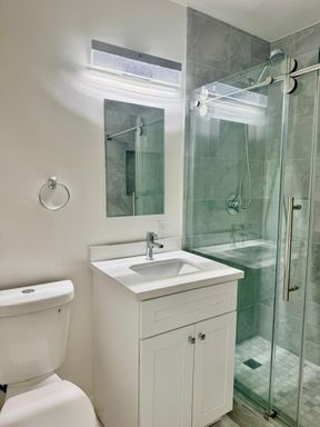 (1 Month Free) Fully Remodeled Extra-Large Studio | Gated Community | Parking & Pool – photo 1