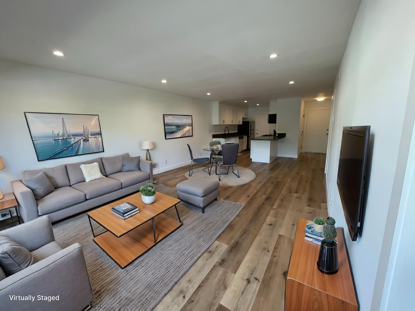 West Hollywood Apartment: 1284 Havenhurst Dr.
