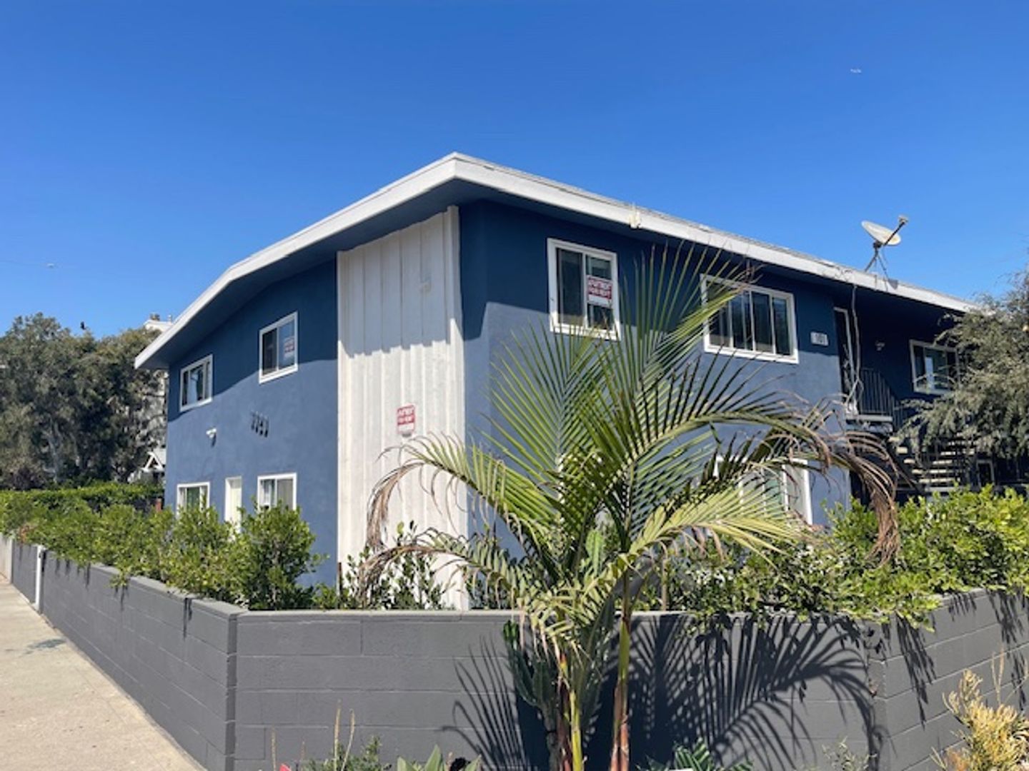 Marina Del Rey Apartment: 3320 Pacific Ave