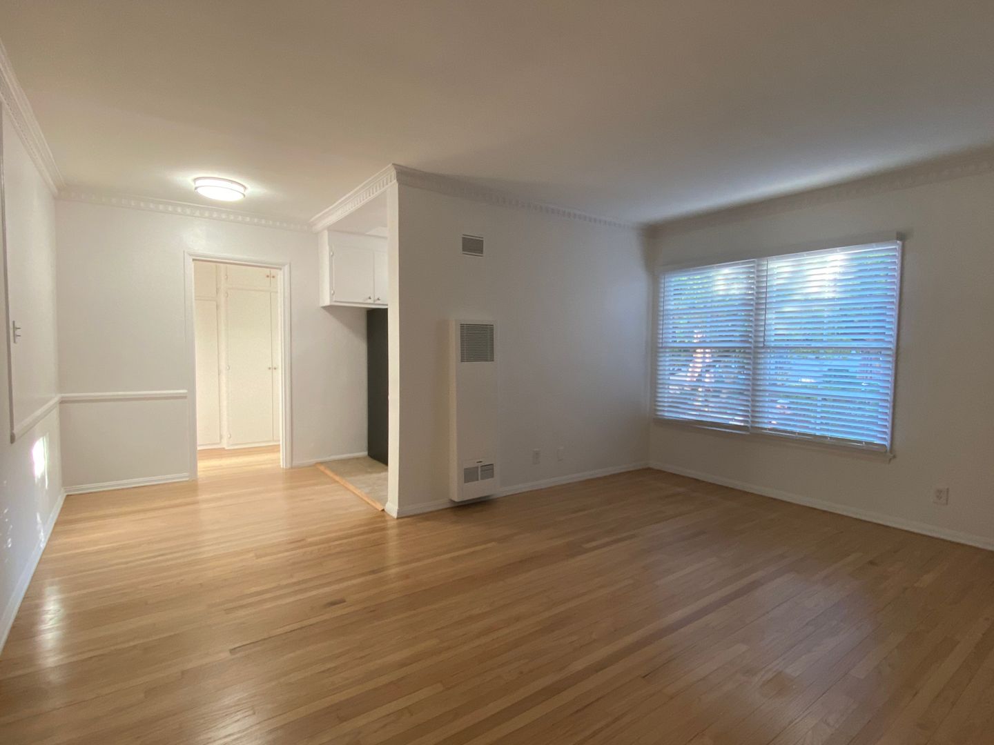 Santa Monica Apartment: 222-228 Idaho Ave