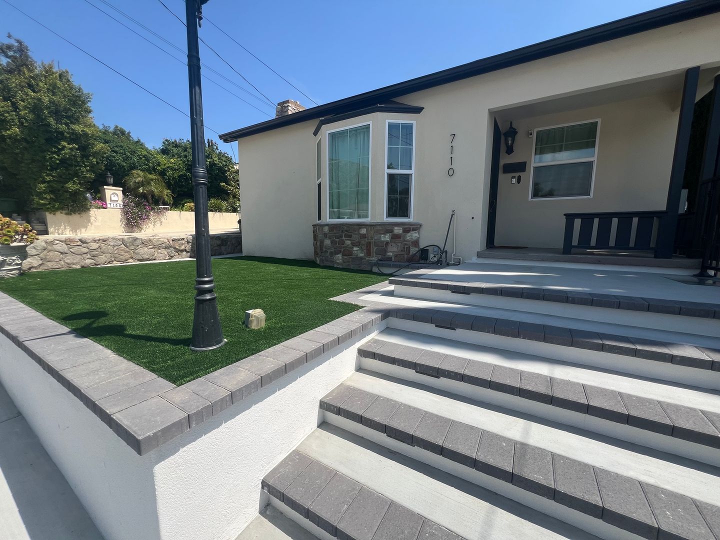 Tujunga House: 7110 Summitrose Street