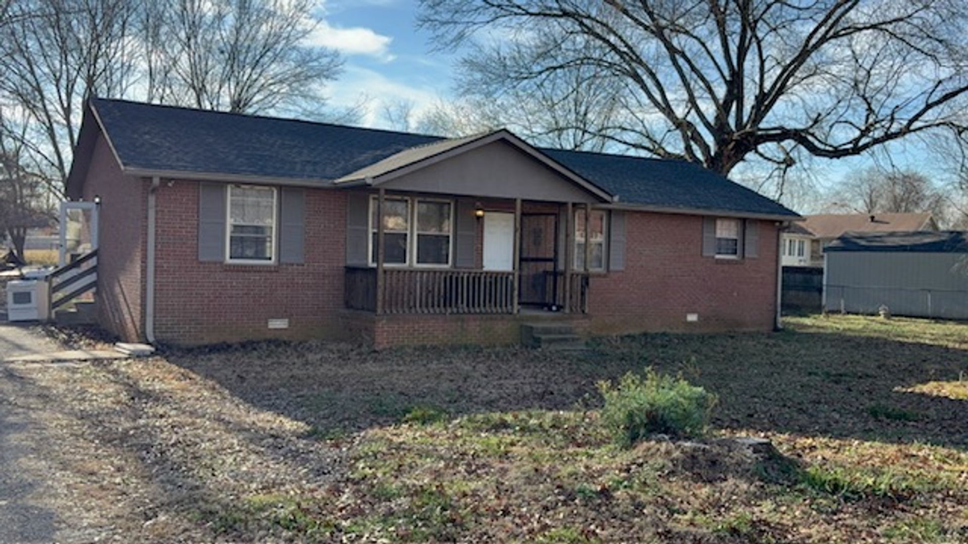Murfreesboro House: 8725 Diane St