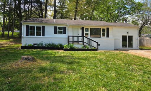 309 Rickenbacker Dr.