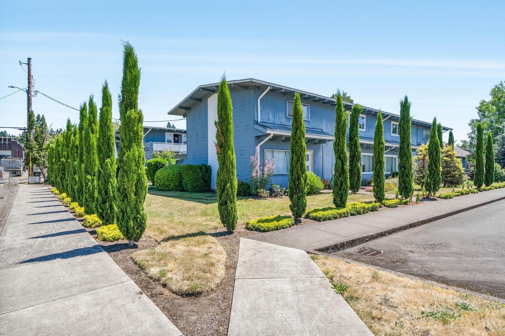 Estacada Apartment: 460-492 N Broadway St - 472
