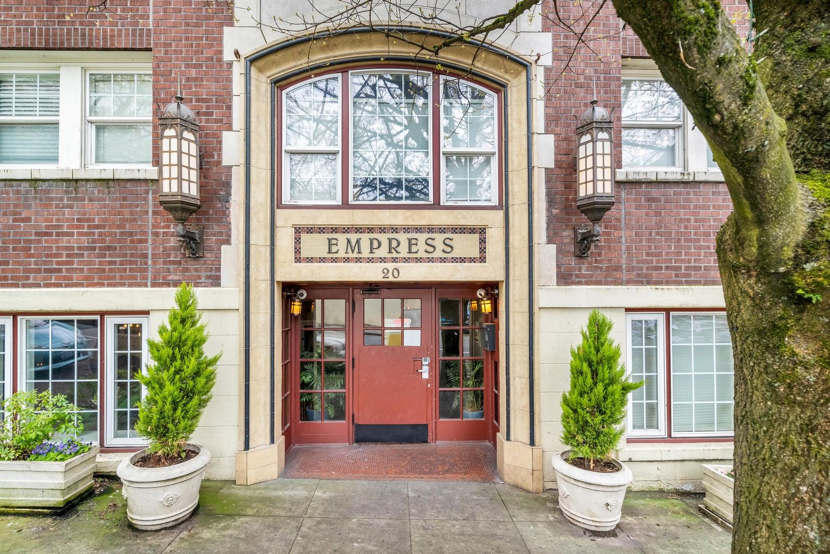 Portland House: 20 NW 16th Ave, Unit 404