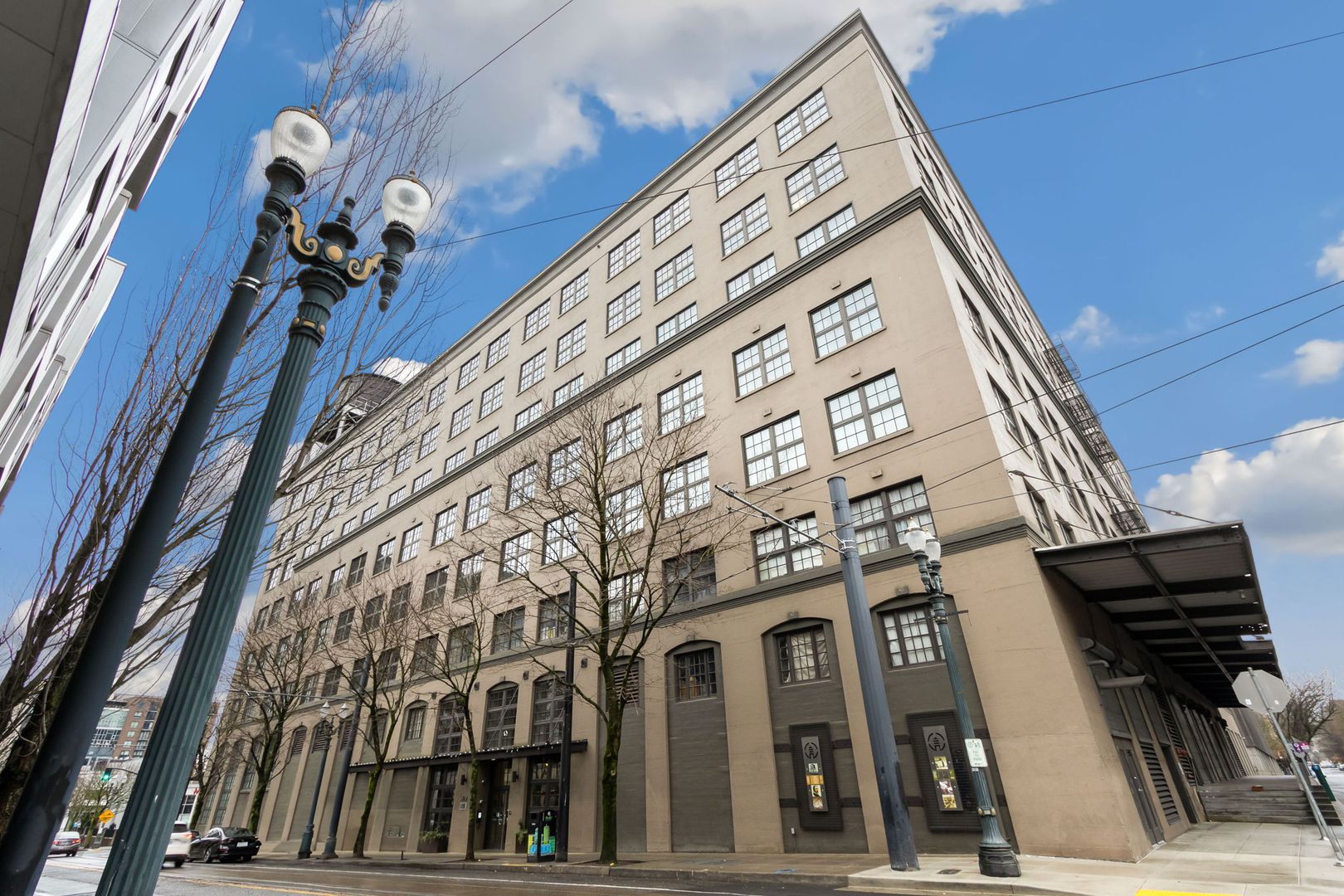 Portland House: 1420 NW Lovejoy St, Unit 633