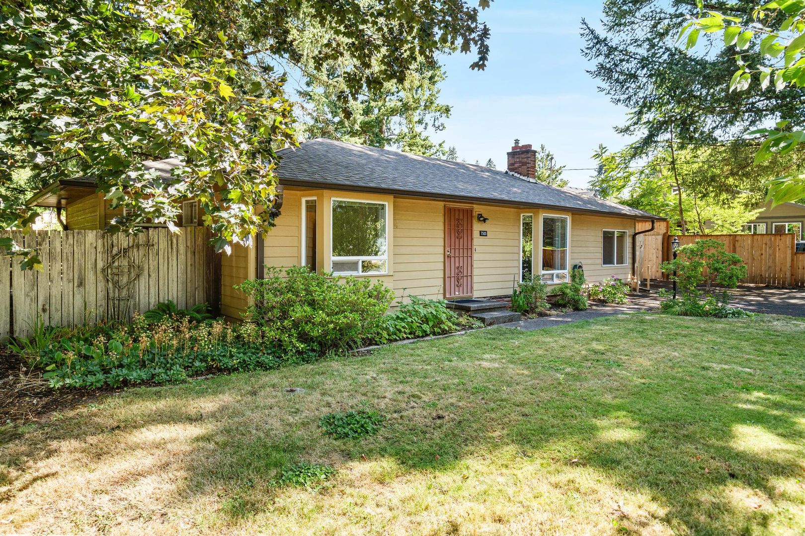 Portland House: 7505 SW Alden St