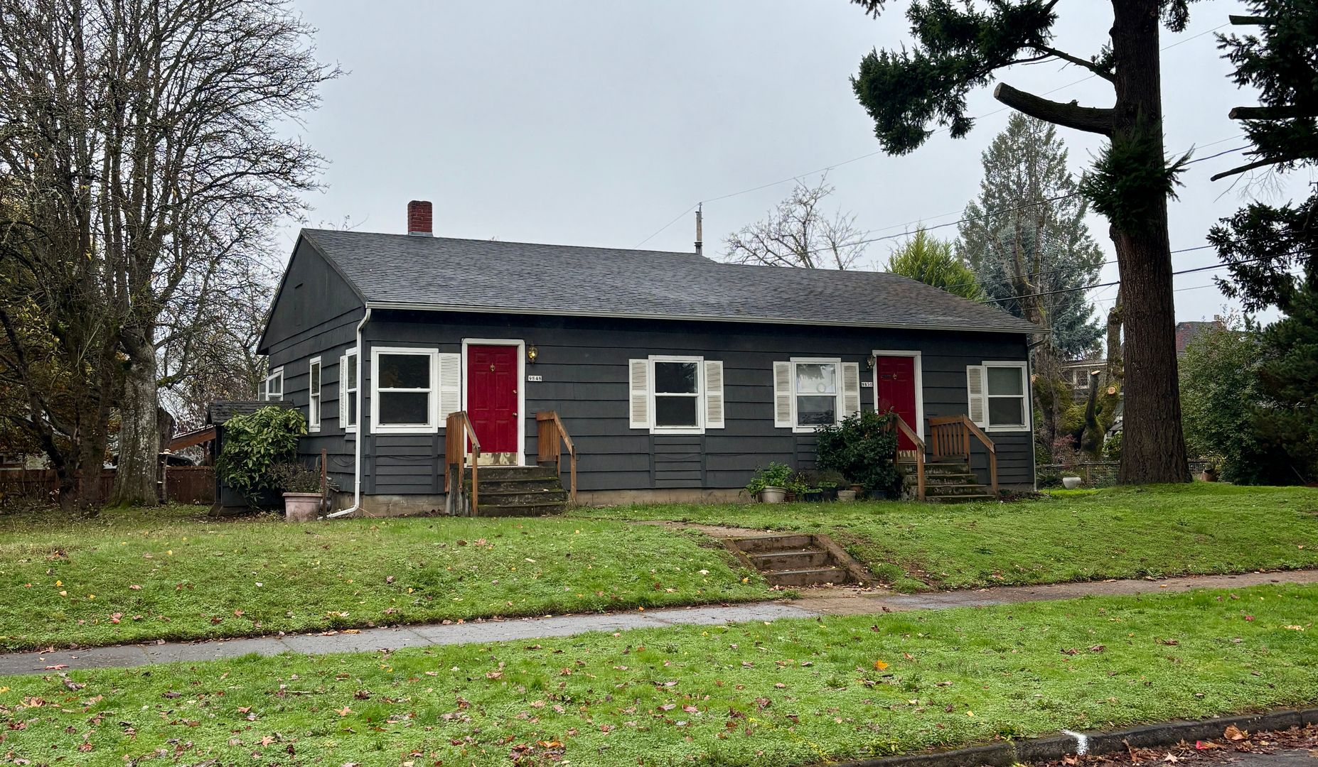 Portland Apartment: 9848-9850 N Willamette Blvd -  9848 N Willamette