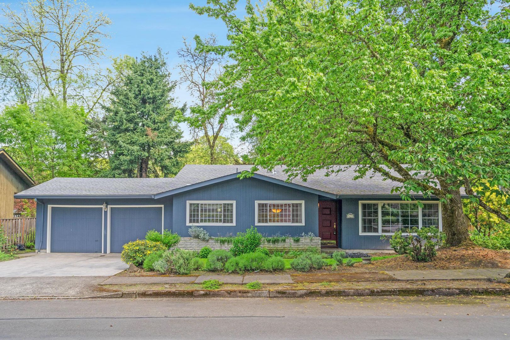 Beaverton House: 7670 SW 140th Ave