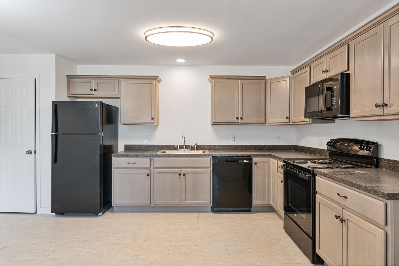 Morristown Apartment: 24 Jersey Way