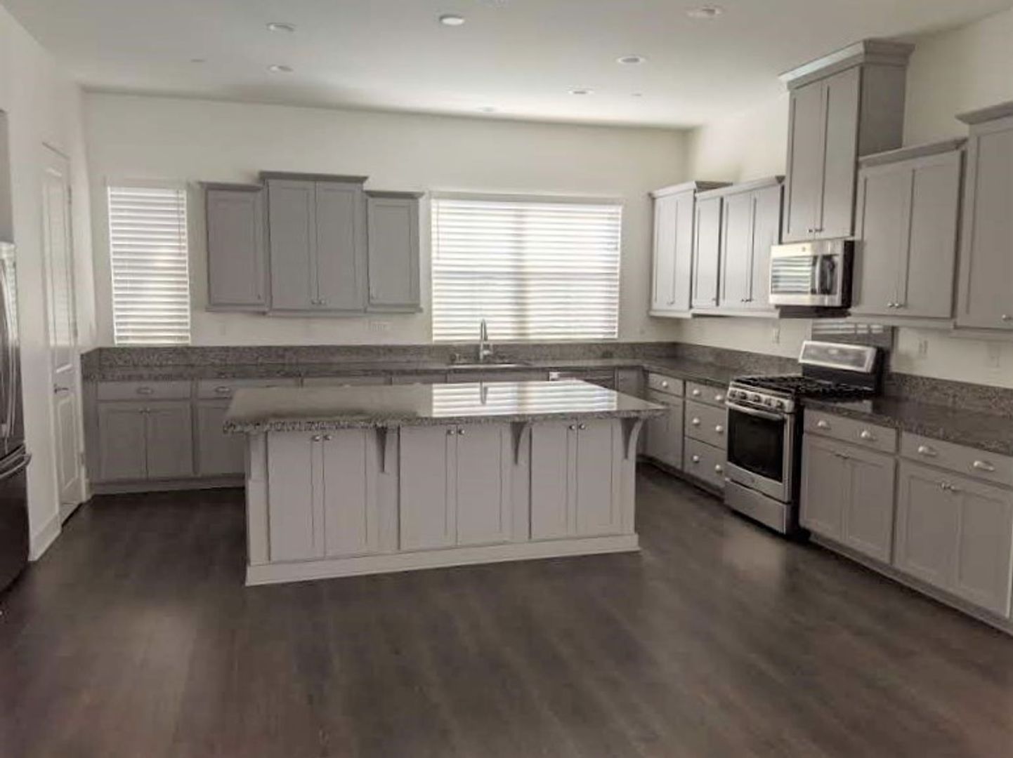 Chino Hills House: 15940 Ellington Way