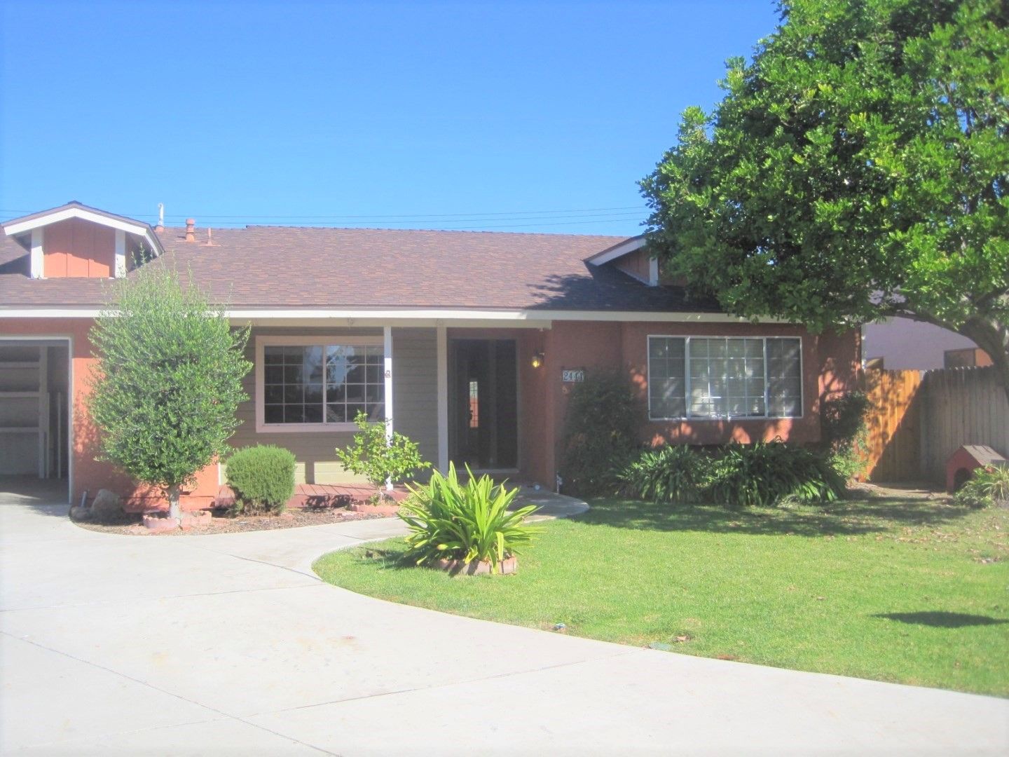 La Verne House: 2441 Sylvian Lane