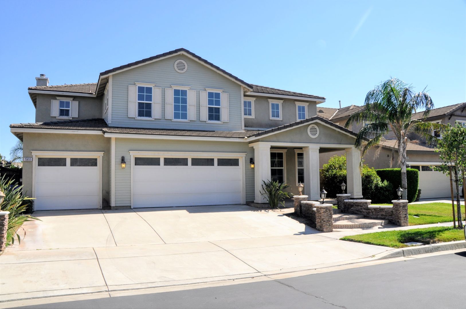 Fontana House: 15655 Iron Springs Ln