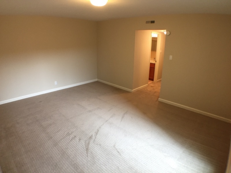 Burlingame Apartment: 1907 Murchison Dr.