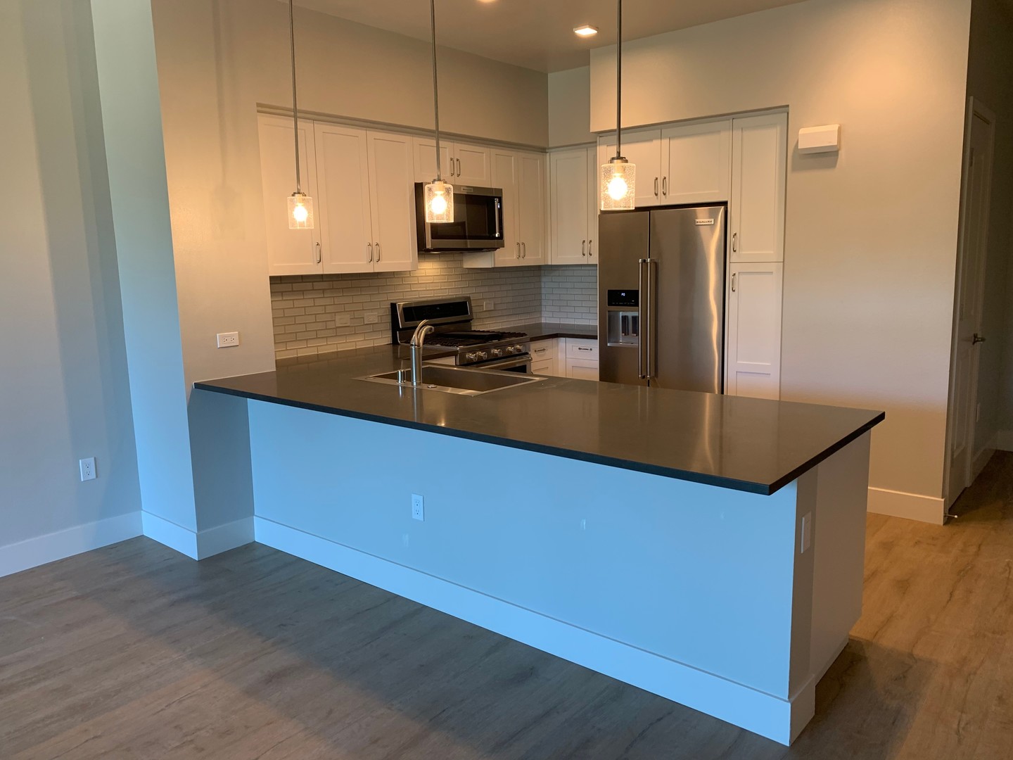 San Mateo Apartment: 19 9th Ave