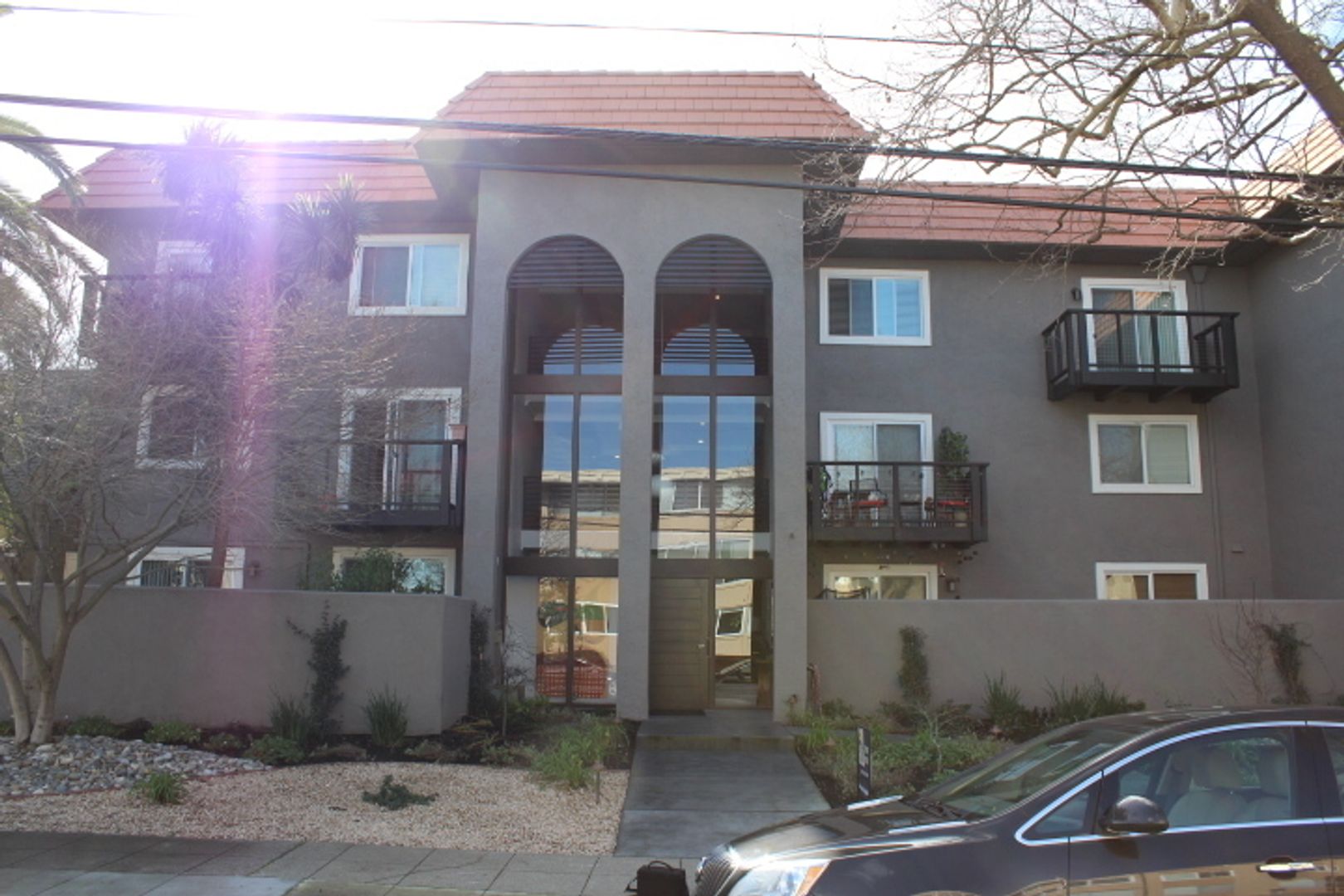 San Mateo Apartment: 227 Elm Street