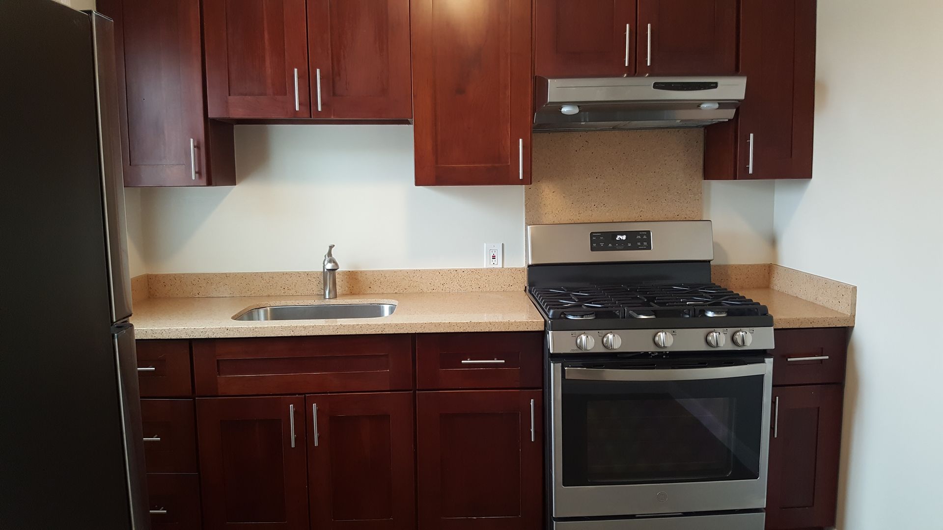 Daly City Apartment: 6796-6798 Mission St.