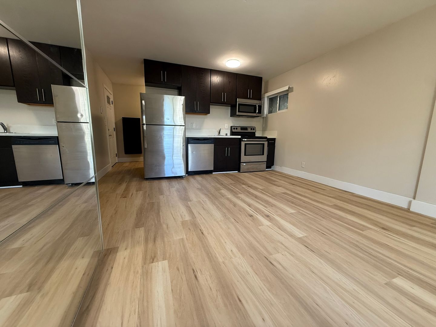 Belmont Apartment: 1000 South Rd