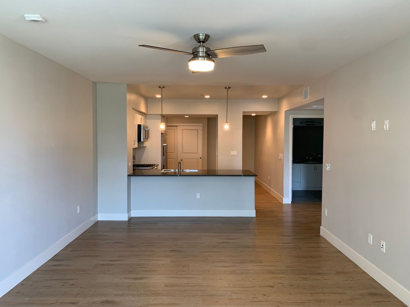 San Mateo Apartment: 19 9th Ave