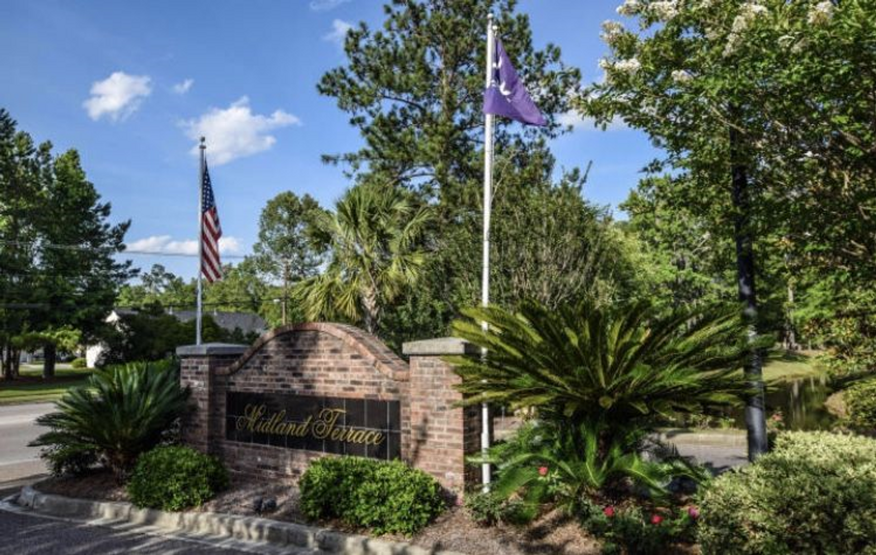 Summerville House: 188 Midland Parkway, Unit 523