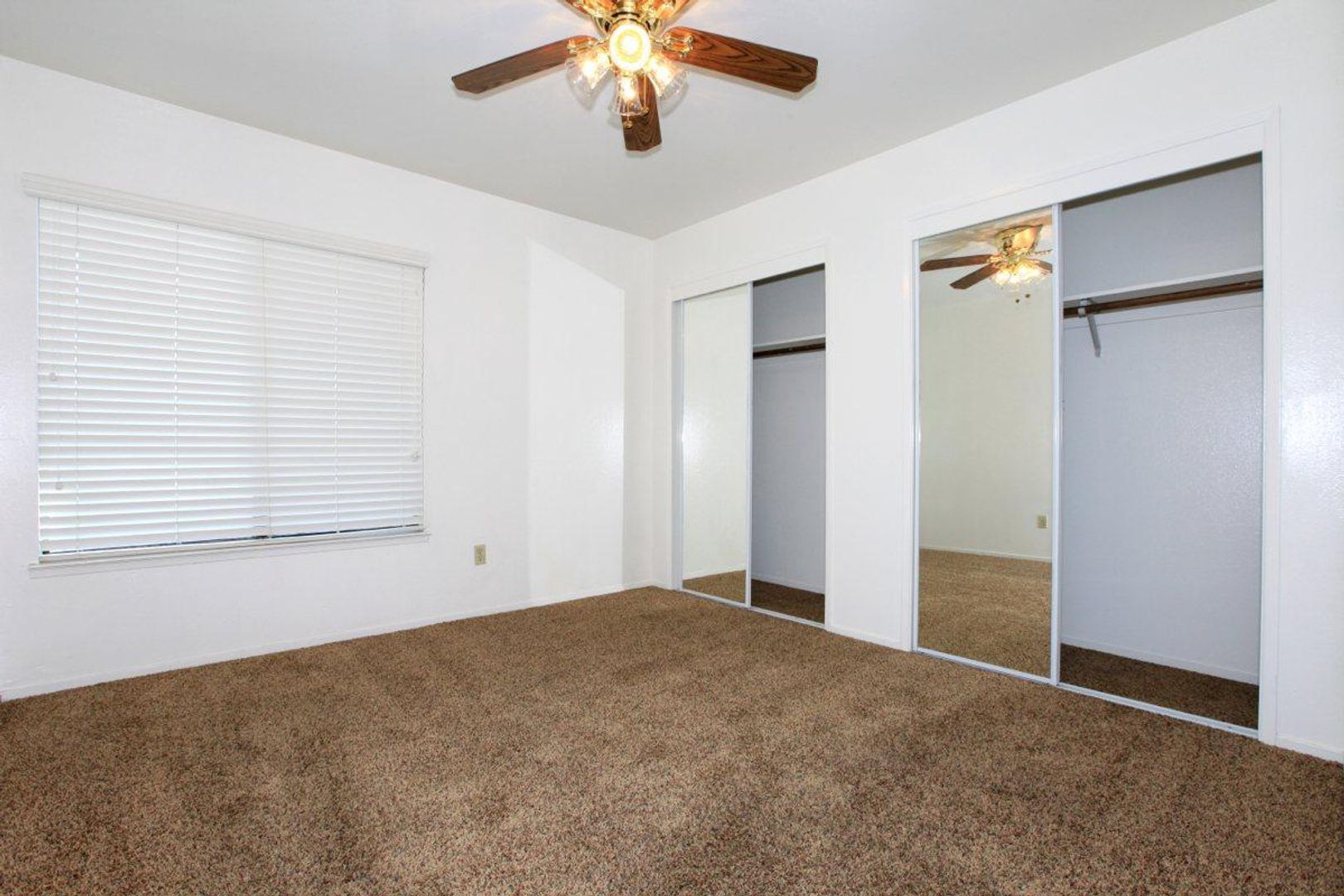 Bakersfield Apartment: 6500 White Lane