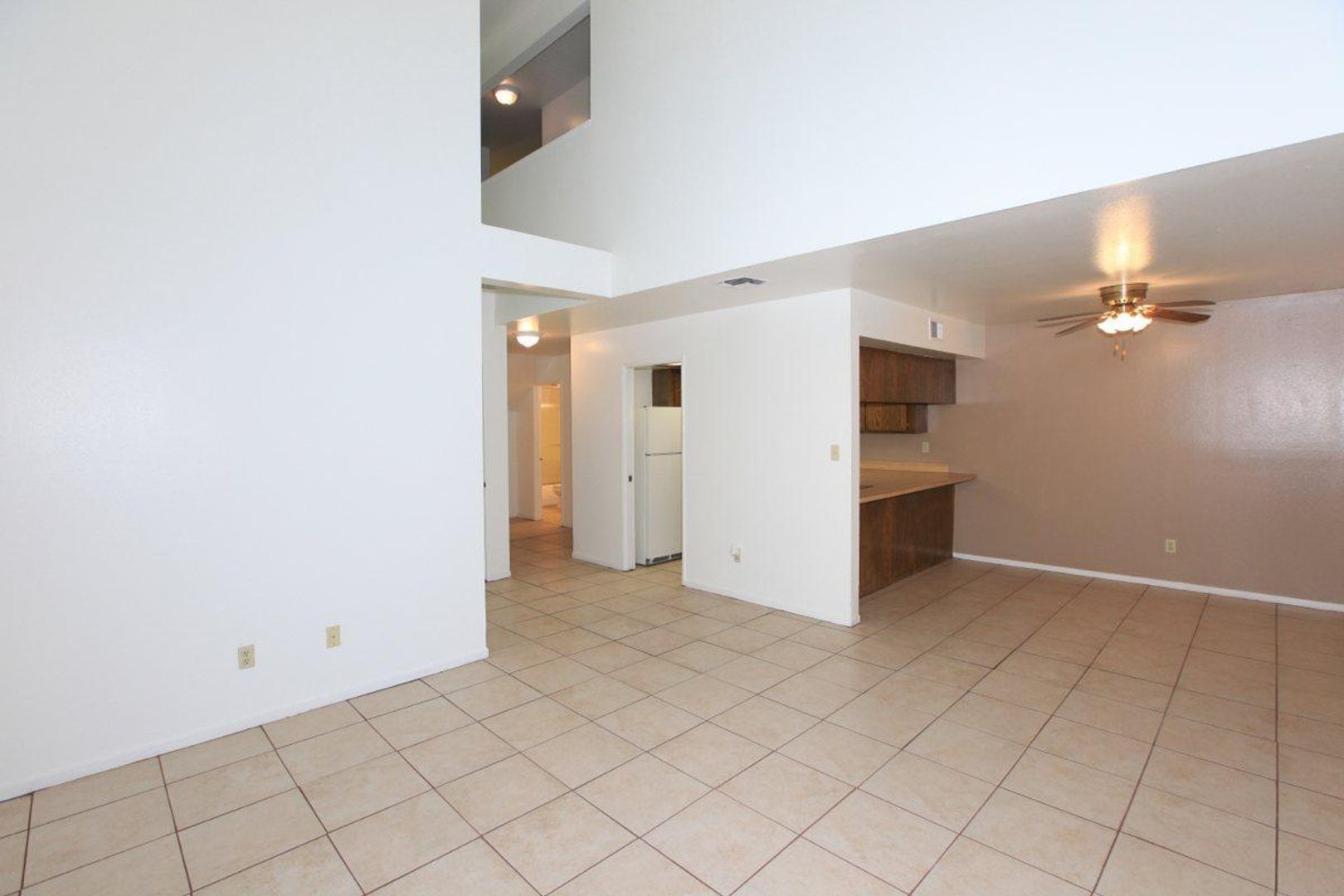 Bakersfield Apartment: 6500 White Lane