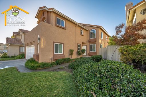 Updated Three Bedroom Home in Canyon Country – photo 1