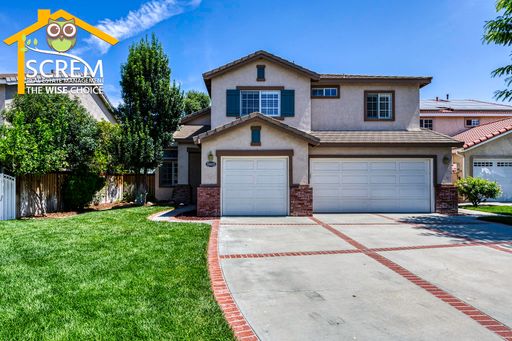 Four Bedroom Home in Canyon Country