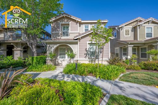 Three Bedroom Creekside Home in Valencia