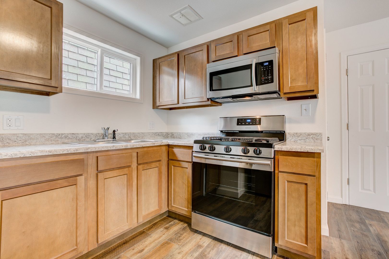 Fort Collins Apartment: 112 E Stuart St