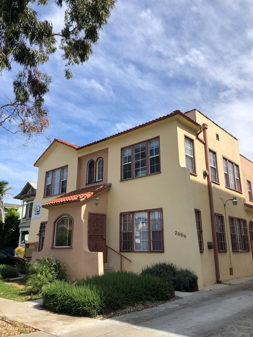 2666 Orchard Avenue 1