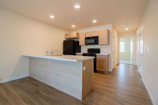 SCS Eau Claire Apartment Community – photo 1