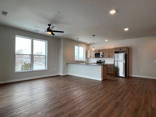 SCS Wolf River Apartment Community – photo 1
