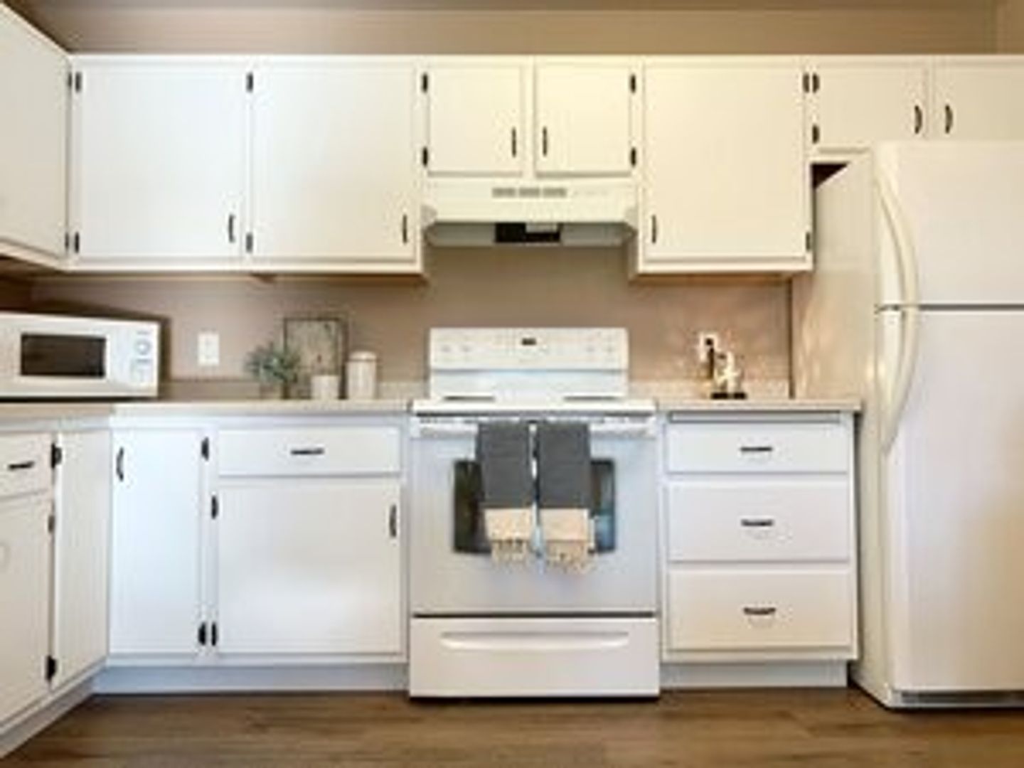 1336 Stone Ridge Road, 49, Waupaca, WI 54981