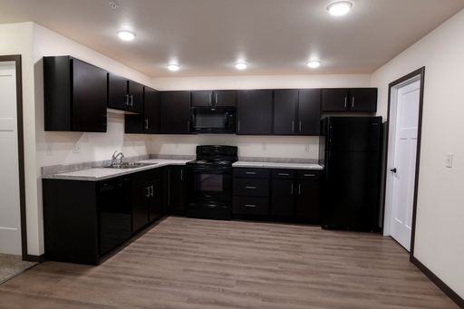 SCS Marshfield Apartment Community