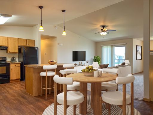 Moon Lake Estates Apartment Community
