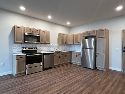 SCS Wolf River Apartment Community – photo 1